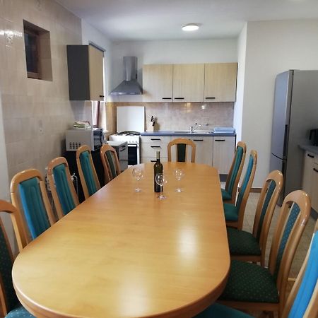 Apartments Ljilja 닌 외부 사진